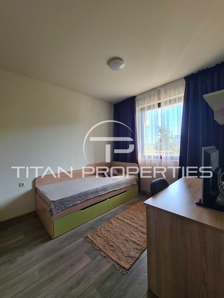 Продава се Тристаен апартамент в Пловдив, Христо Смирненски - 80 кв.м за 2063 €/кв.м - Снимка #4
