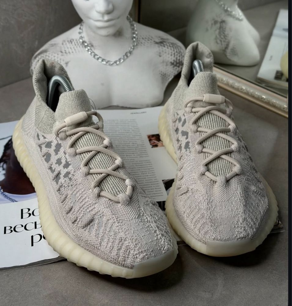 Pantofi Sport Adidas Yeezy 350 CMPCT Bone- 100% originali