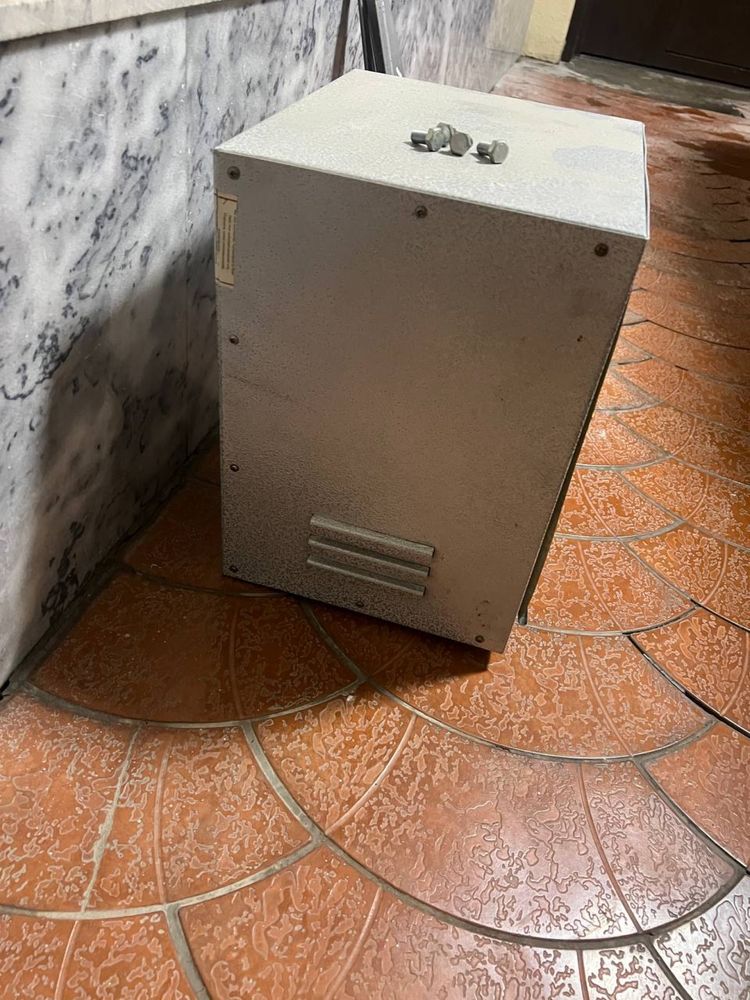 Стабилизатор 15 000 KVa.
