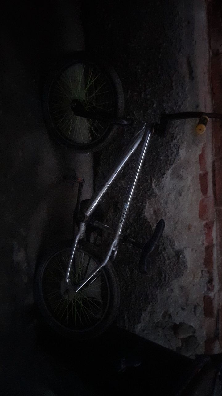 Bmx este folosit doar o luna