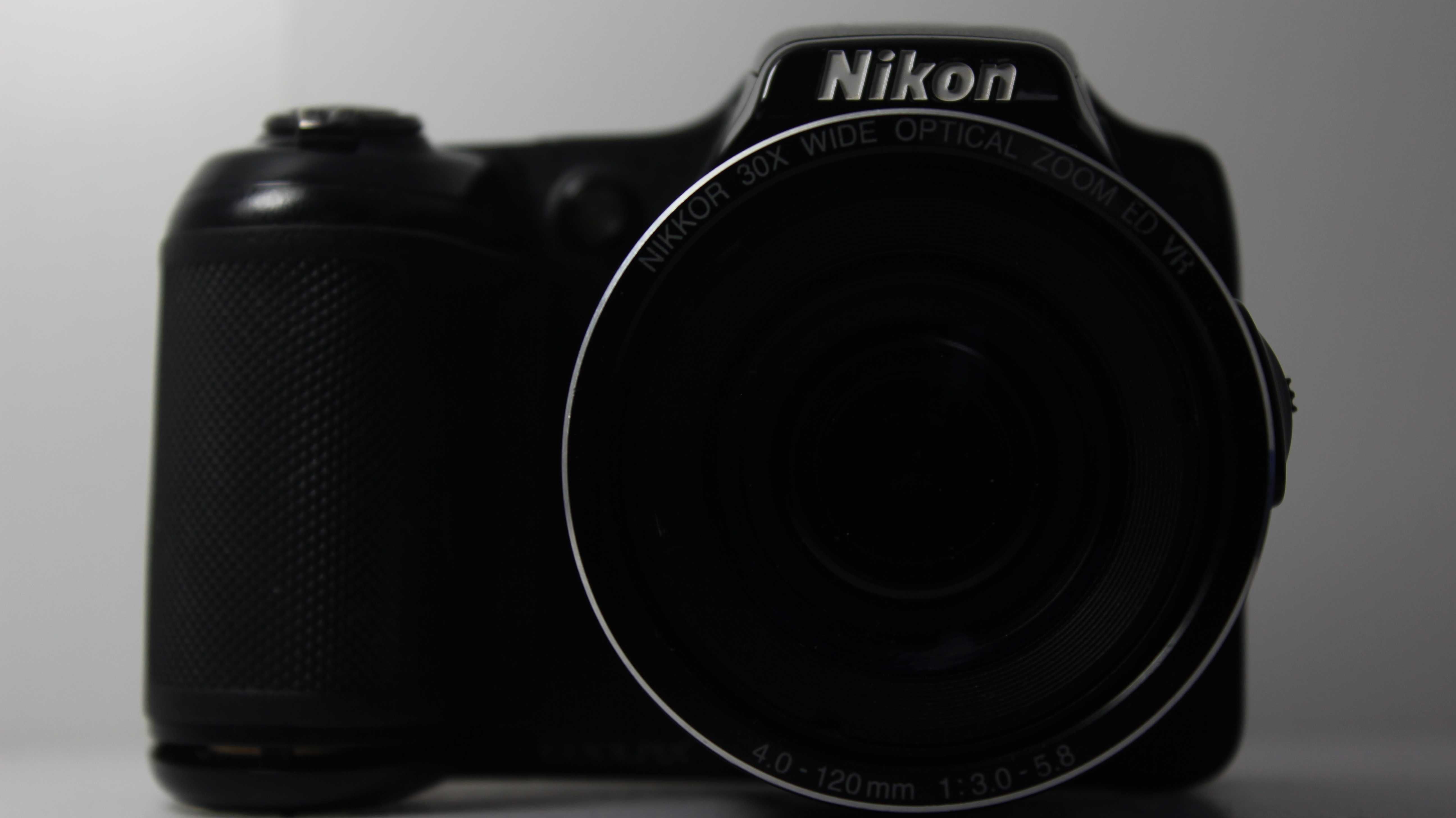 Vând un Nikon Coolpix l820 perfect funcțional
