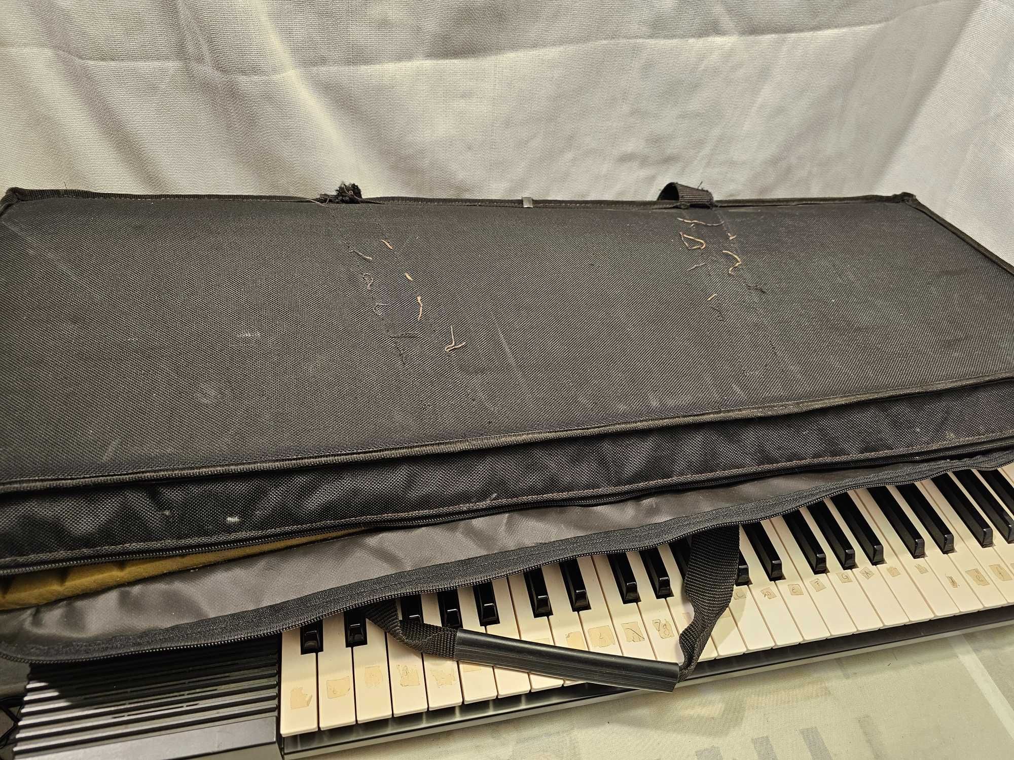 Orga clapa synth pian Yamaha PSR-7 pian