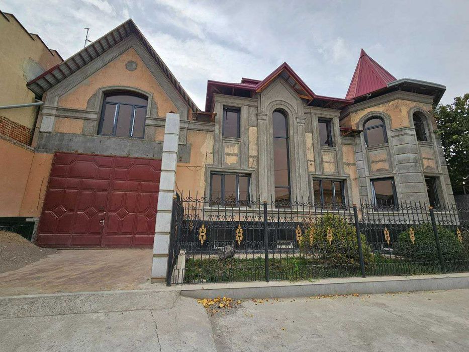 Тузель, Яшнабадский район. Продам участок 10 соток с домом