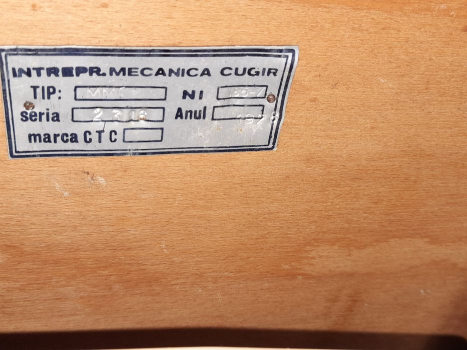 Mașină de cusut Veronica