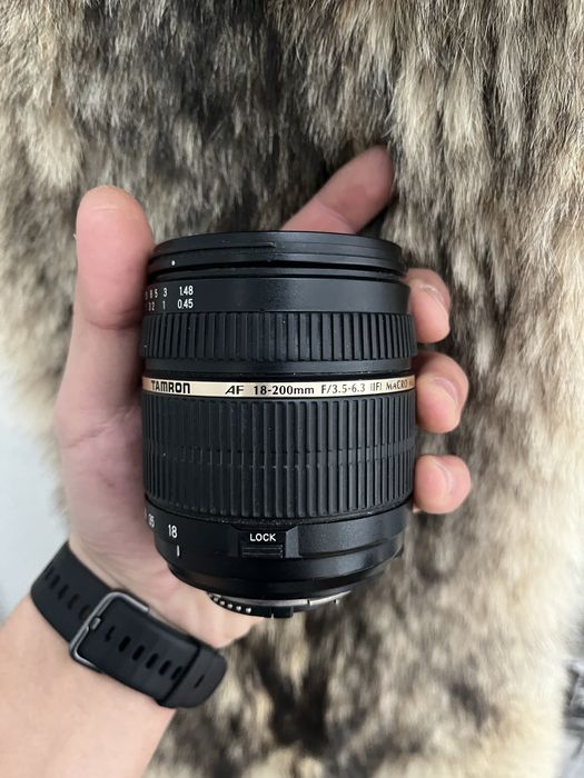 Обьектив nikon Tamron 18-200