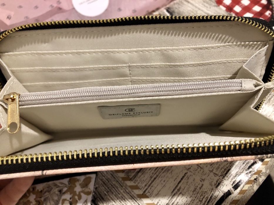 Portofel de dama, nou