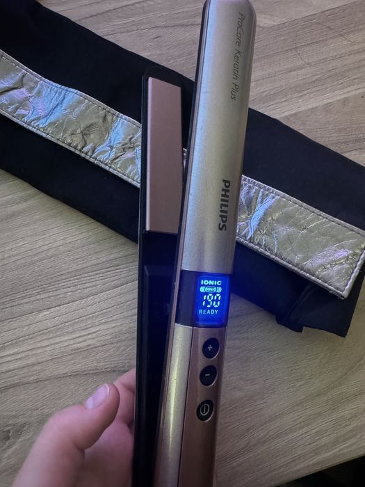 Преса за коса Philips