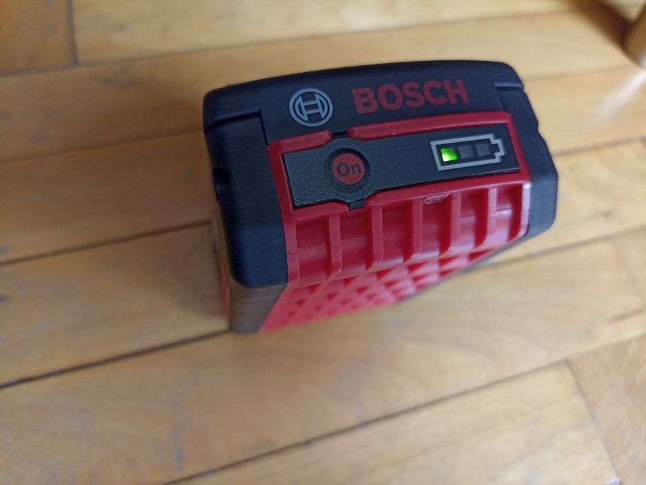 Acumulator oiginal Bosch 4Ah, Profesionall, nou.