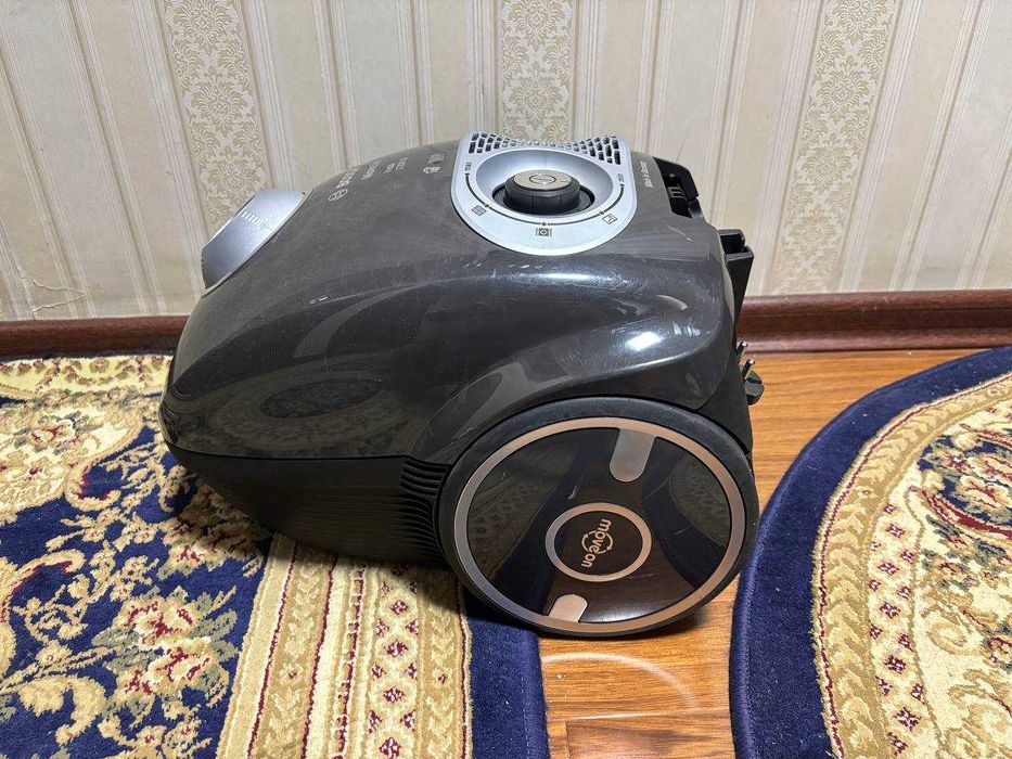 Bosch MoveOn 2200W Hepa пылесос с мешком, немецкaya технология