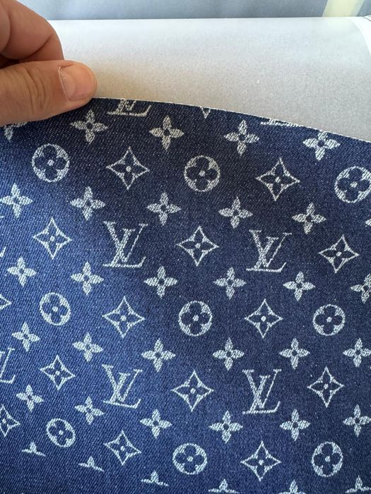 Vand material Gucci si Louis Vuitton