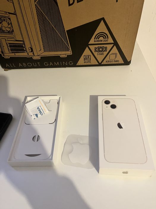 Iphone 13 alb 128gb(negociabil)
