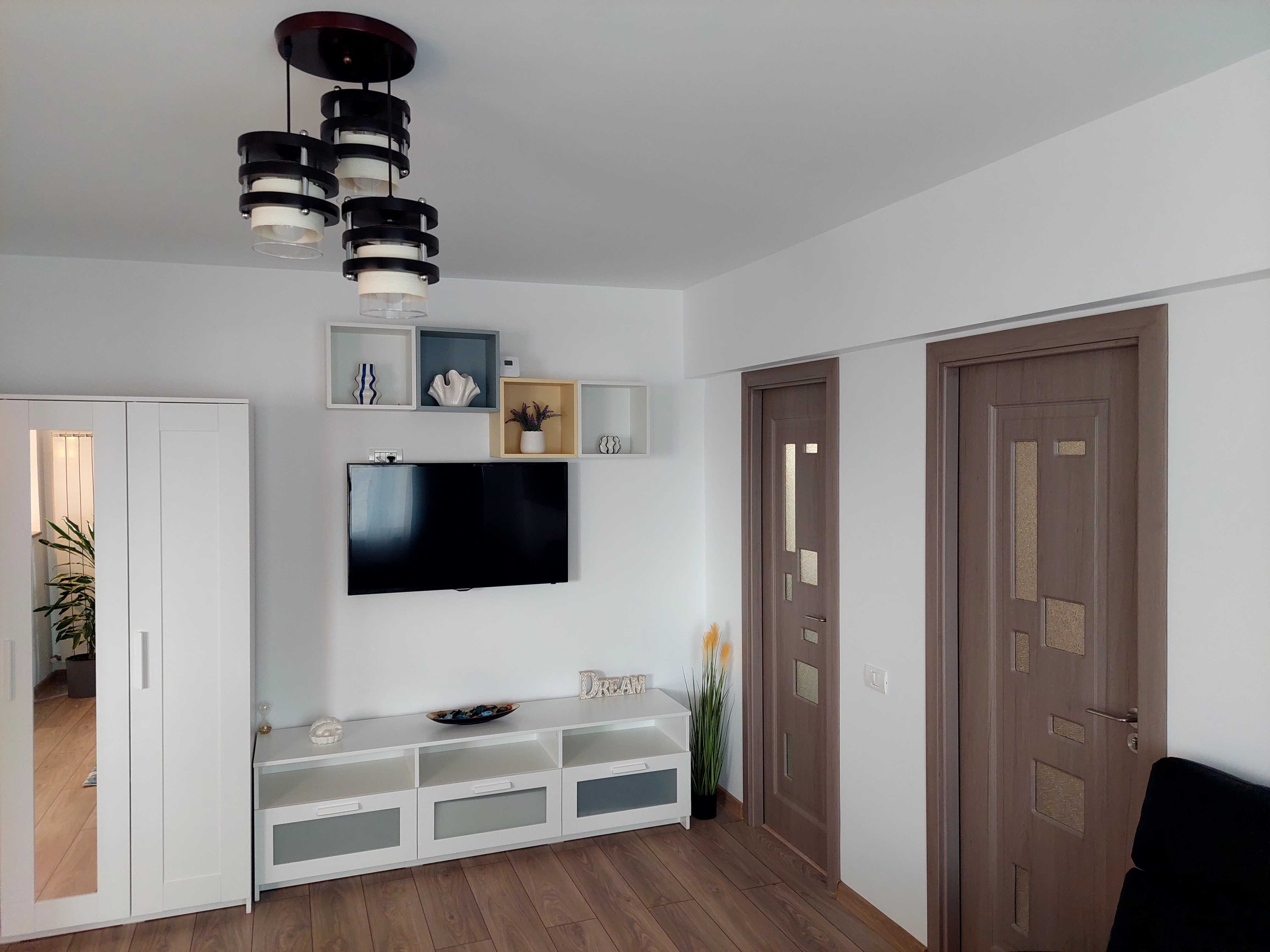 Constanța , 2 camere, Piața OVIDIU