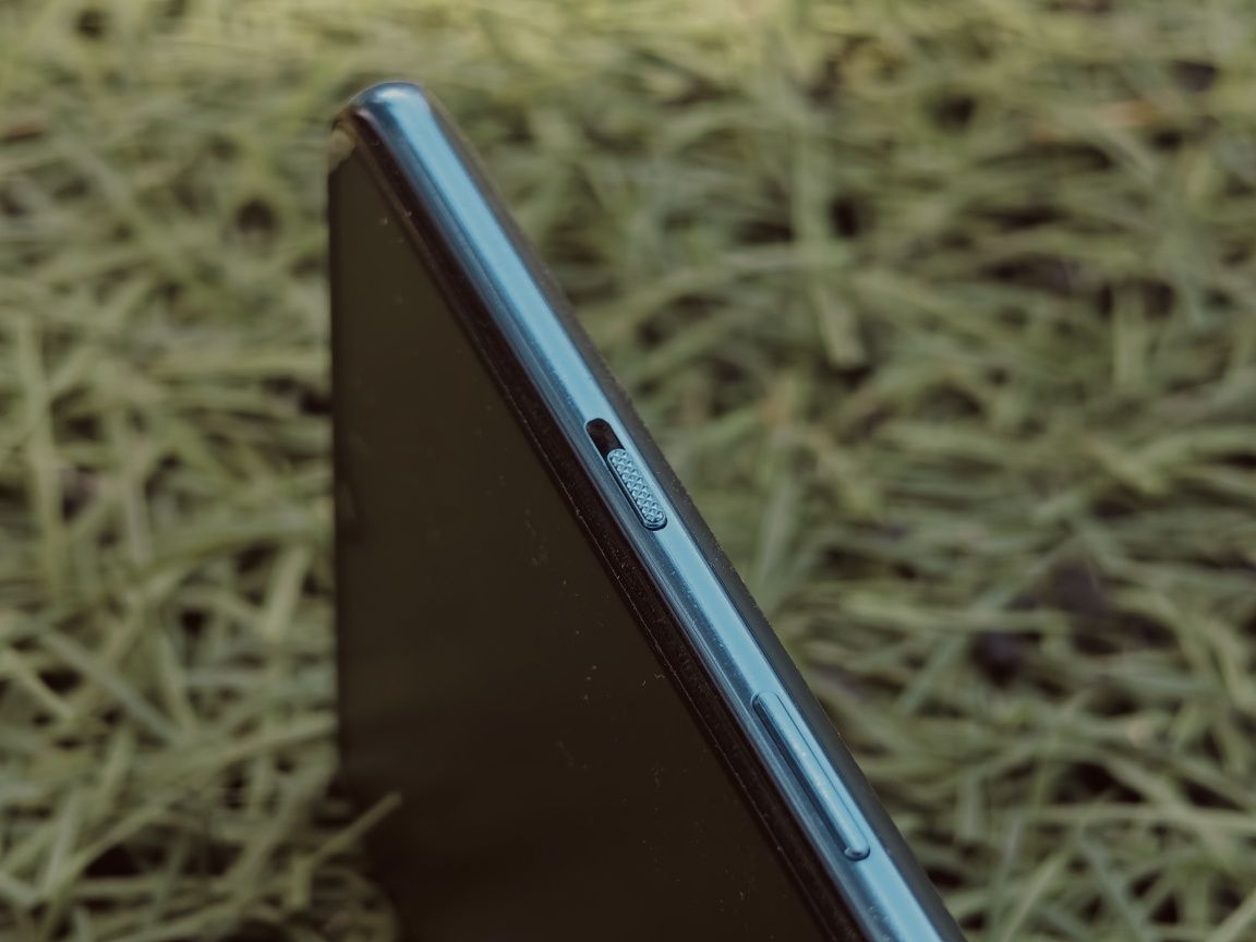 OnePlus 7T. 8/128.