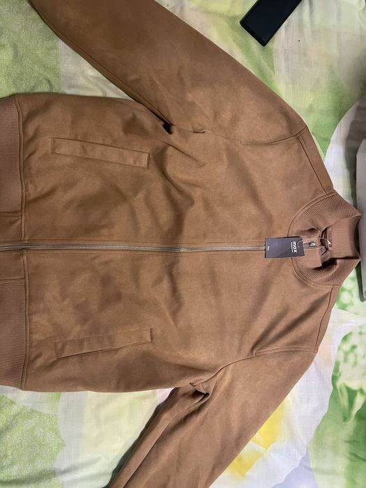 Куртка от бренда макс