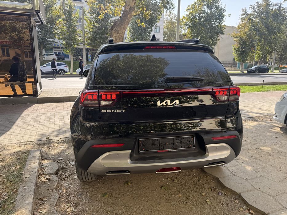 Продаёться KIA SONET фулл позиция в идеальном состояние с пропан газом