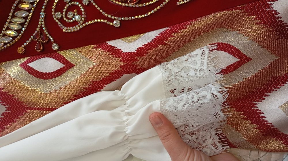 Келин сарполик кийим