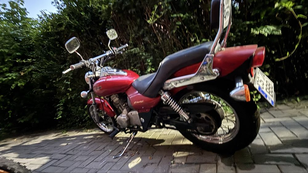 Kawasaki ELiminator 125