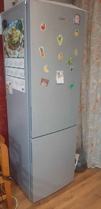 Продам холодильник Бирюса.