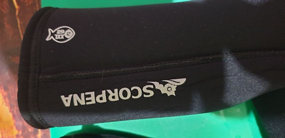 Продам болотные сапоги, носки неопреновые