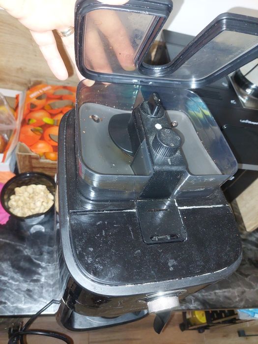 Cafetiera Philips Grind & Brew HD7762/00