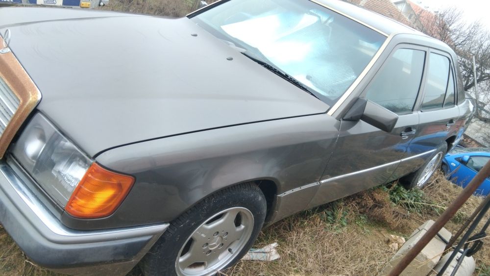 Mercedes 124 e200 122к.с.