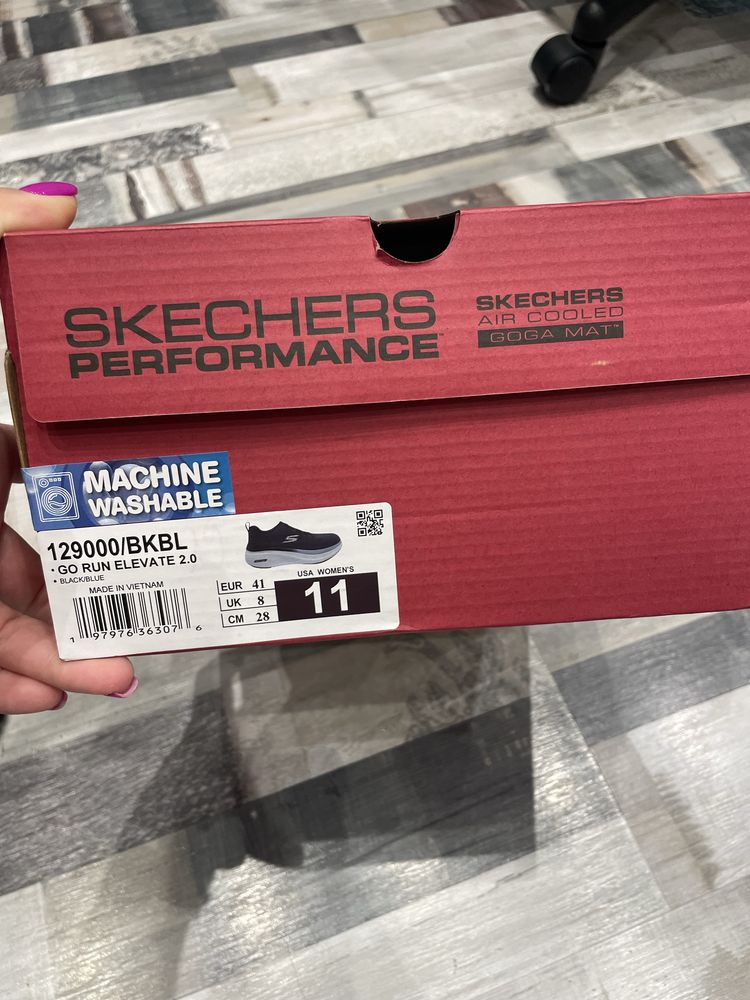 Маратонки Skechers