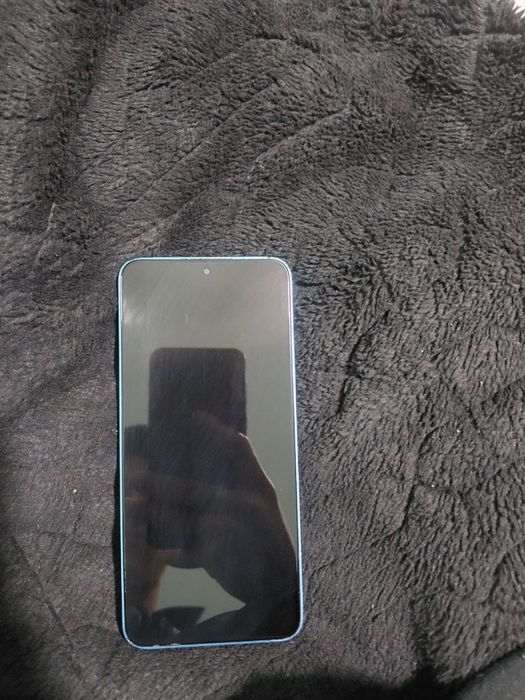 Honor X8 A sotiladi srochna