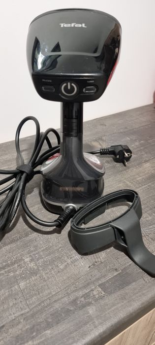 Fier de calcat TEFAL vertical