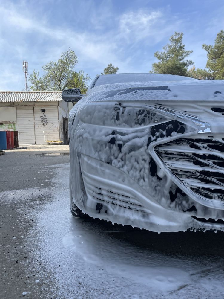 Выездная автомойка быстро чистый и удобный закажите прямо сейчас