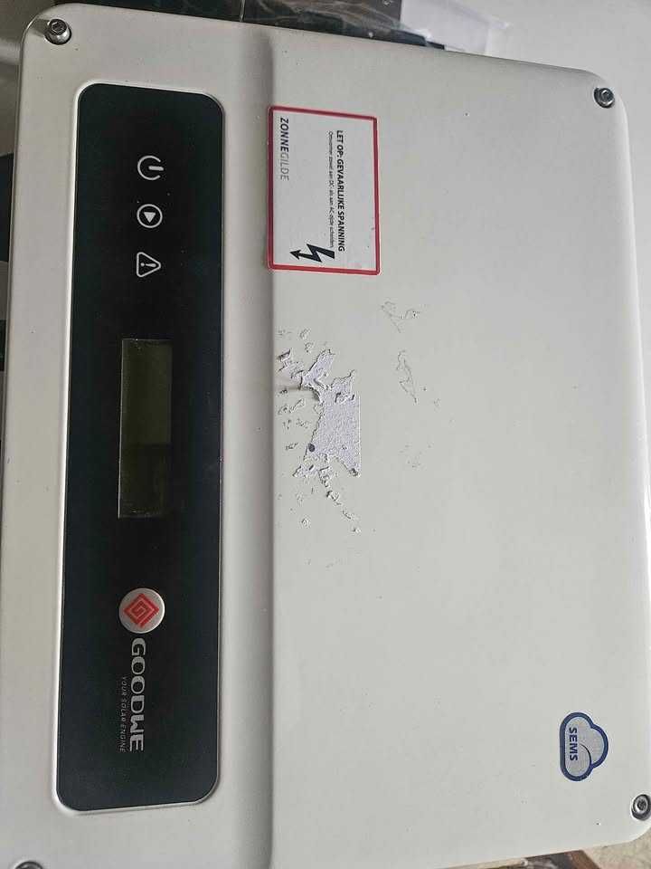 Invertor Goodwe GW700-XS