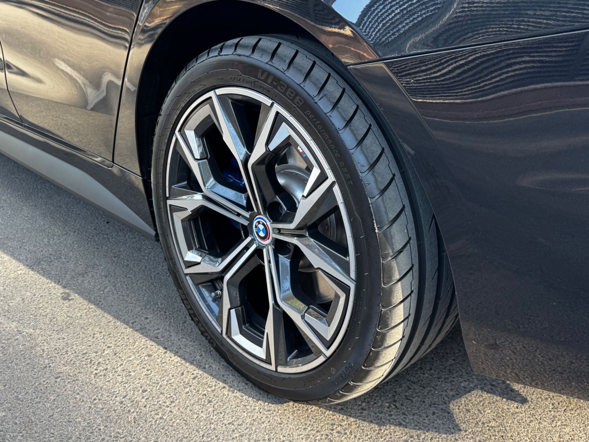 BMW i4 edrive 40