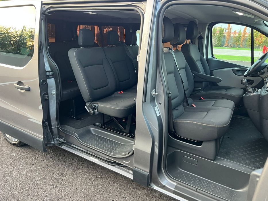 Renault Trafic # 2016 # EURO 6 # EXTRA LUNG # Climă Față-Spate # 8+1 #