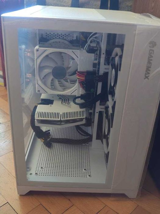 Геймърски компютър Ryzen 5700x, GeForce RTX 3070,32gb ddr4,1tb nvme