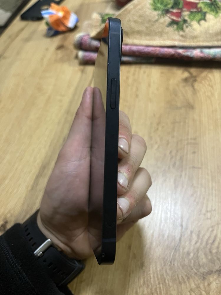 iPhone 13 128GB!