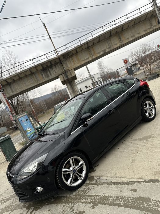 Ford Focus 1.0 Ecoboost ediție UEFA CHAMPIONS LEAGUE