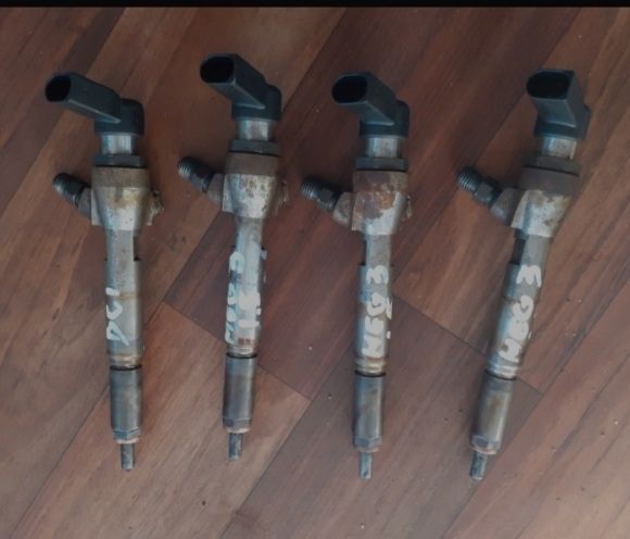 Injectoare 1.5dci K9K Siemens Kangoo/Clio/Nissan/Megane/Scenic/Laguna