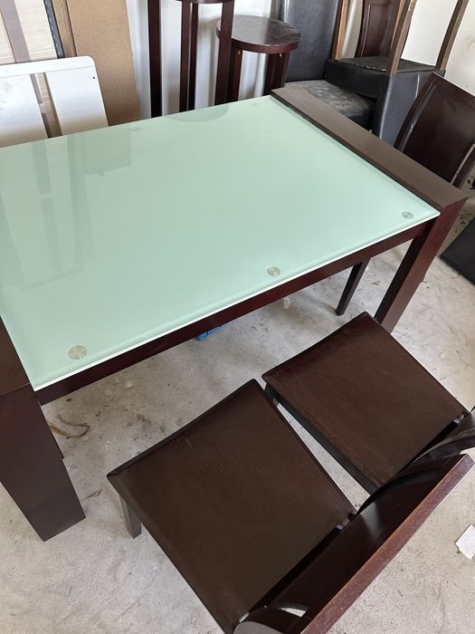 Set Masa de sticla plus scaune lemn