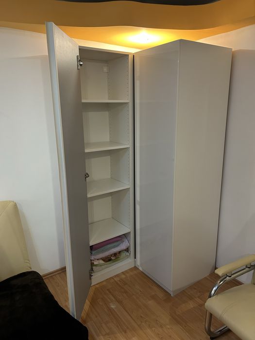 Dulap coltar cu oglinda