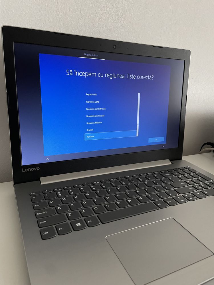 Laptop LENOVO IdeaPad 330-15ARR, AMD Ryzen 3 (*vine cu încărcător nou)
