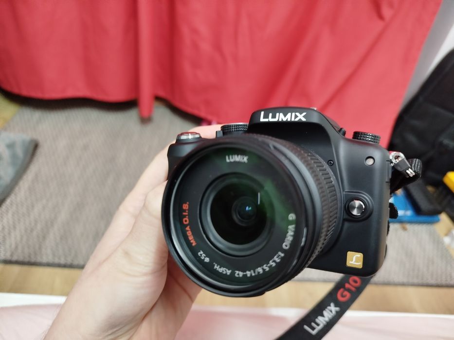 Panasonic Lumix G10 Mirrorless