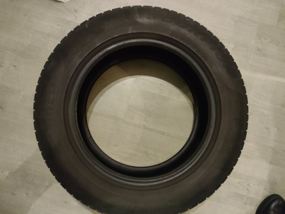 215/65 r17 de iarna Pirelli scorpion