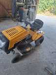 Tractoras gazon recent adus