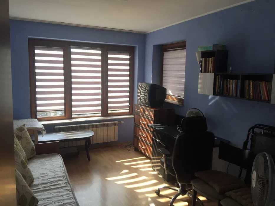 Продава се Тристаен апартамент в Бургас, Възраждане - 110 кв.м за 765 €/кв.м - Снимка #6