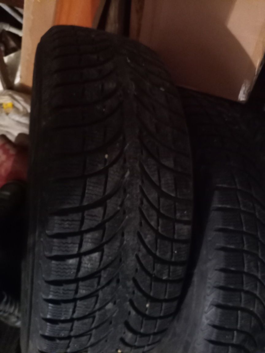 Зимни гуми 215 70 16