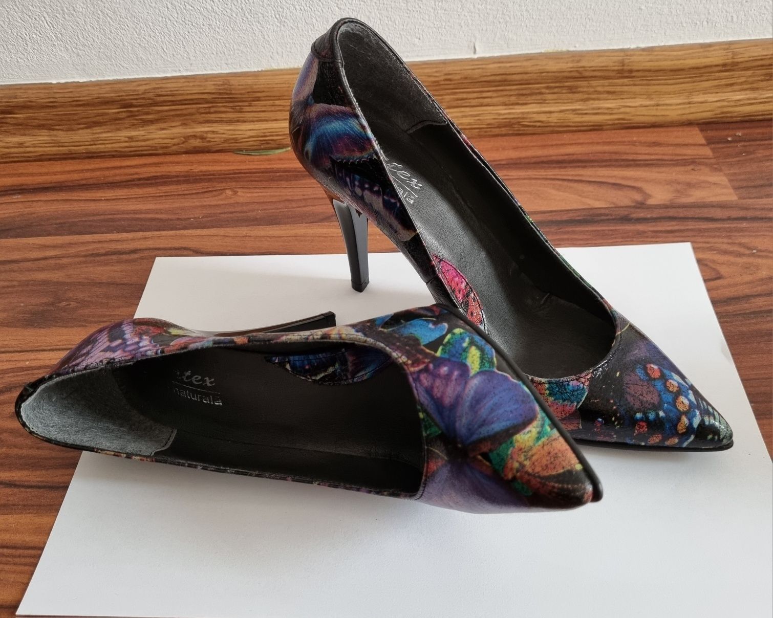 Pantofi eleganți  70ron