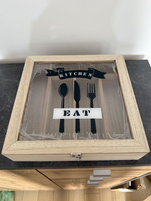 Organizator tacamuri din lemn