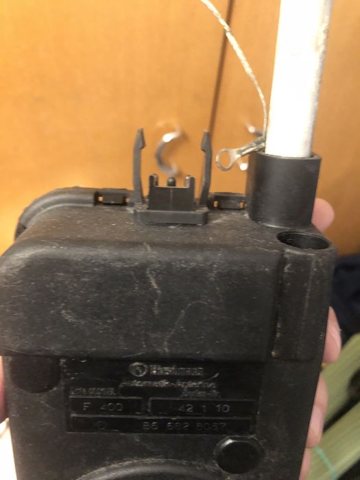 Антена Hirschmann AUTA 6000 EL от Мерцедес W126