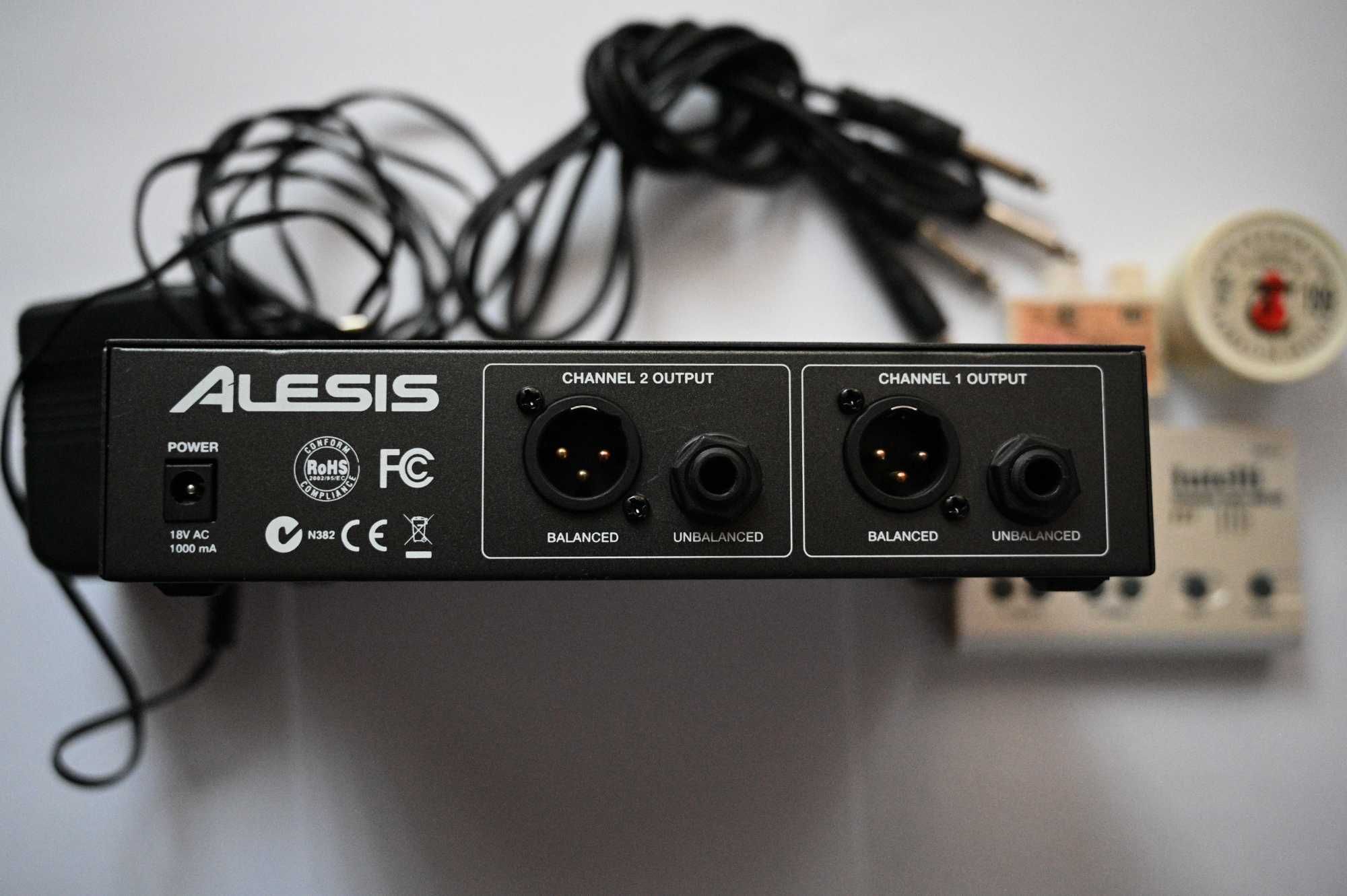 Preamplificator Alesis mic tube duo pentru instrumente și microfoane.