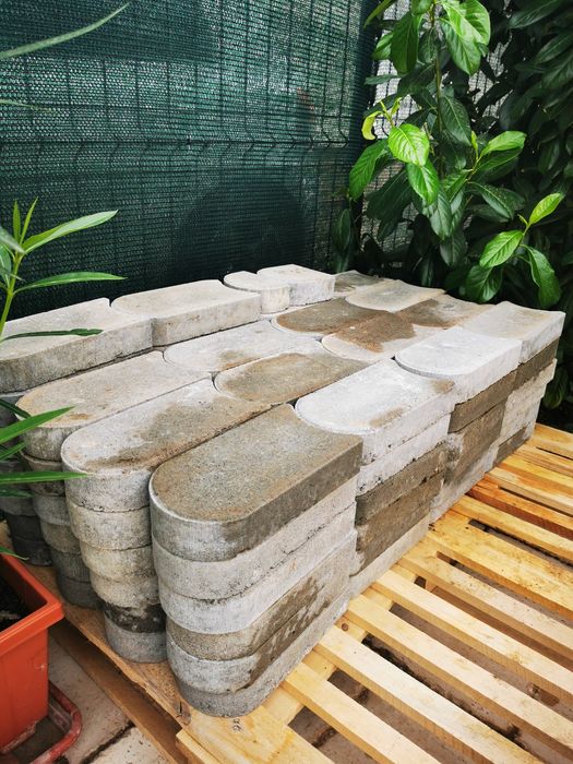 Delimitator gazon Semmelrock, nou