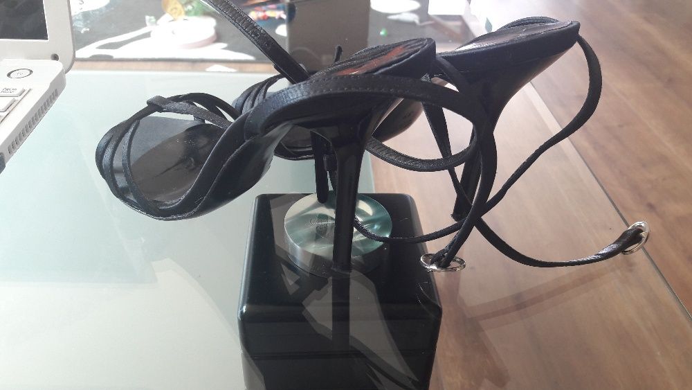 Елегантни дамски сандали с висок ток